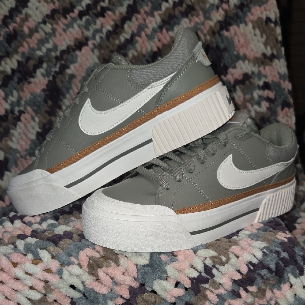 Nike Court Legacy Platform Shoes
